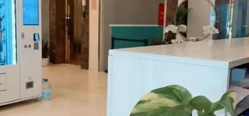 Taj Al Eiman Hotel image